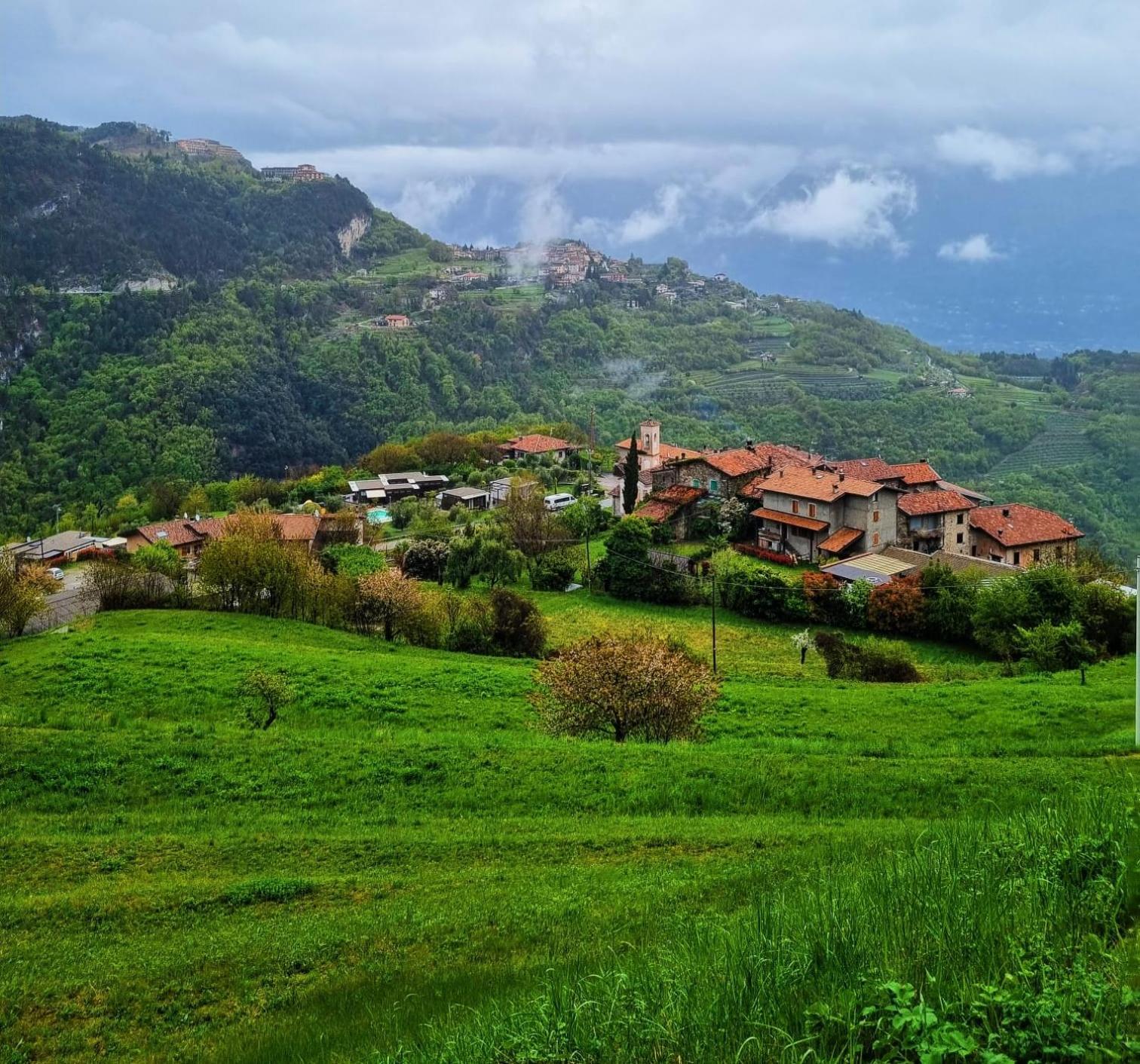 Appartamento Casa nel Borgo - Il Picchio Tremosine Camera foto